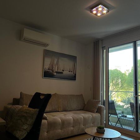 Iris Apartment Private Parking Split Bagian luar foto